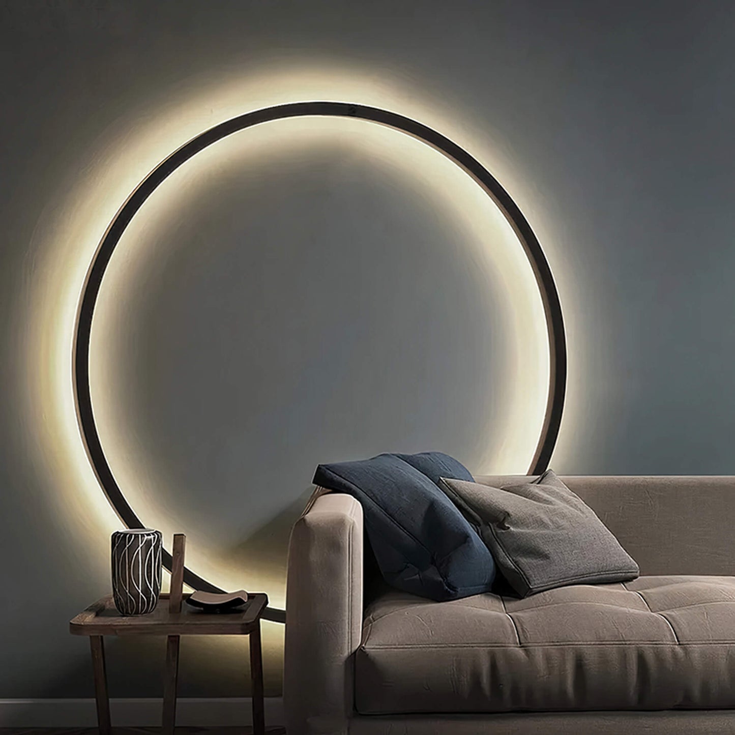 Wandleuchte Halo – Eleganz und Modernität