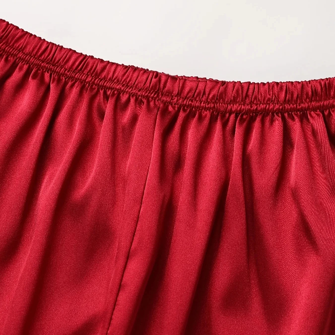 Sandra | Pyjamas Skinnende – Nattlig Eleganse Og Delikat Berøring