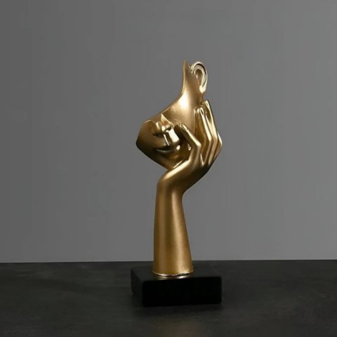 Abstrakt harpiksskulptur - kunstnerisk dekoration og moderne stil