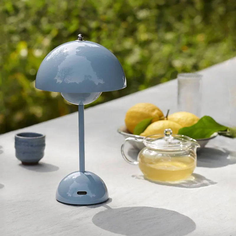 Portable Table Lamp – Modern Design and Nomadic Lighting