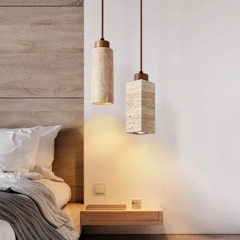 Lampada Sospesa in Pietra Naturale – Eleganza e Autenticità 