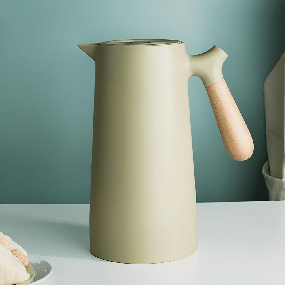 Isothermal carafe with handle - Modern elegance & Thermal performance