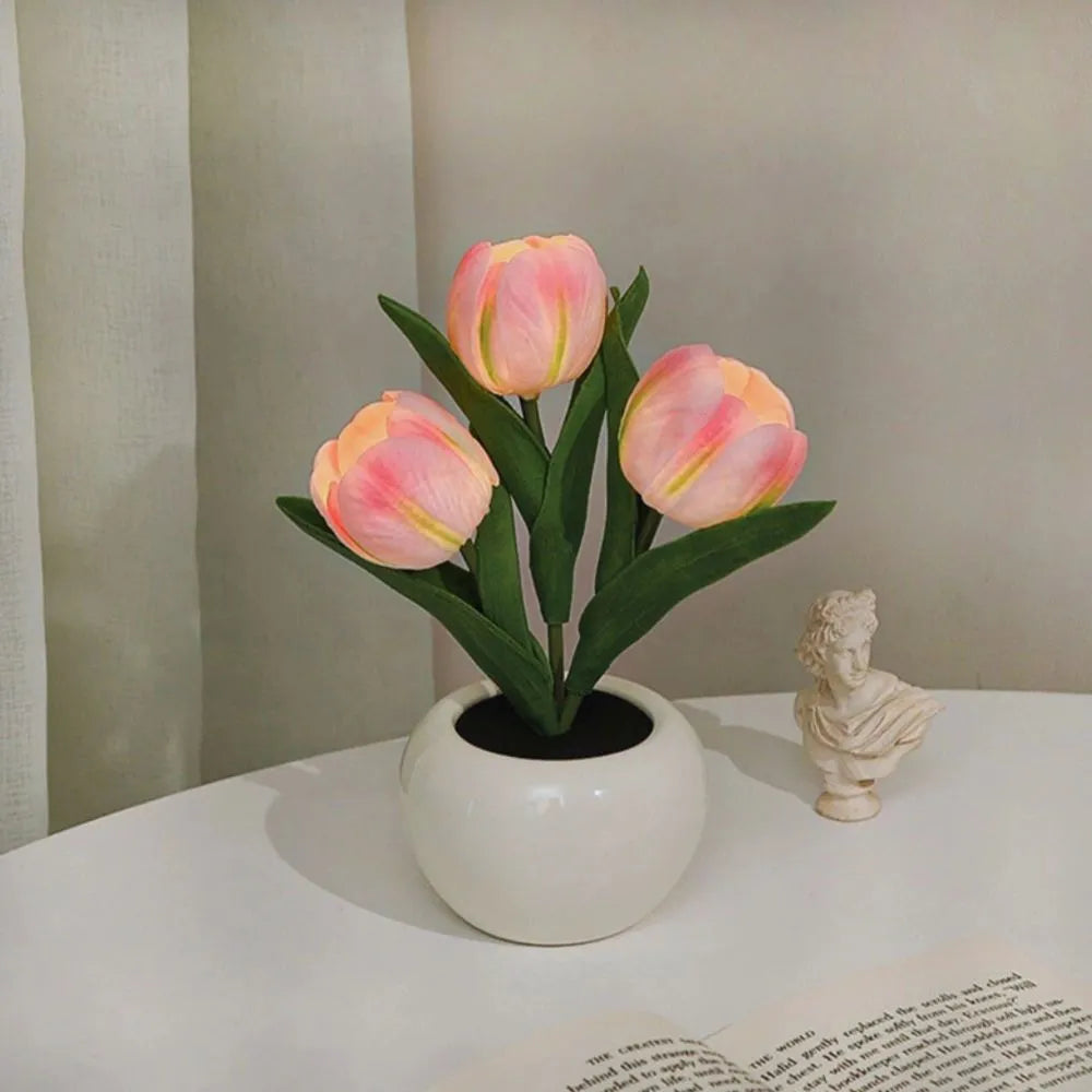 Dekorativ Lampa Tulpan – Varm och Raffinerad Atmosfär 