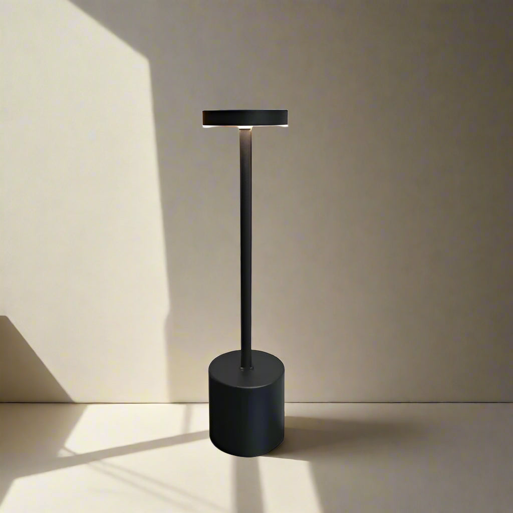LED Bordlampe med Berøringsfunktion Genopladelig – Praktisk og Moderne Belysning 