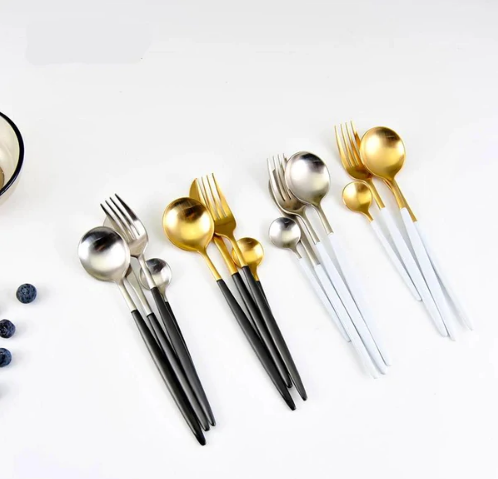 Conjunto de Cubiertos 24 Piezas – Acabado Chic Para Mesa Refinada 