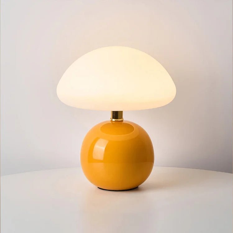 Lampada da Tavolo a Forma di Fungo – Eleganza e Originalità 