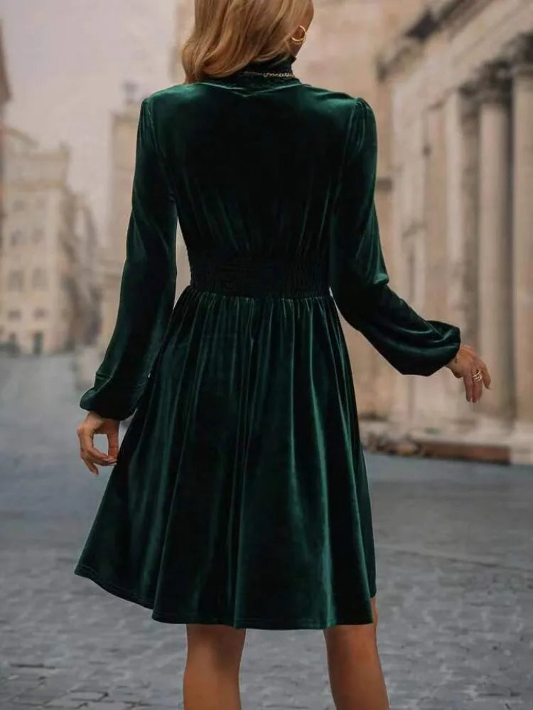 Ornélia | Robe Élégante – Style Col Roulé Et Silhouette Élancée