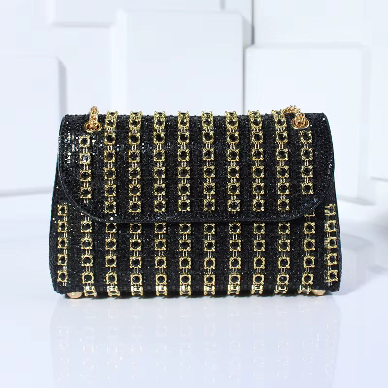 Ida | Clutch mit Strassverzierung — Glänzende Eleganz für Ihre Ausgänge 