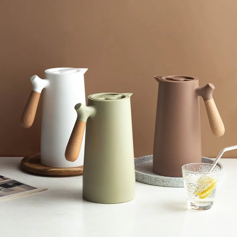 Carafă izotermă cu mânere – Conservare pe termen lung și design elegant 