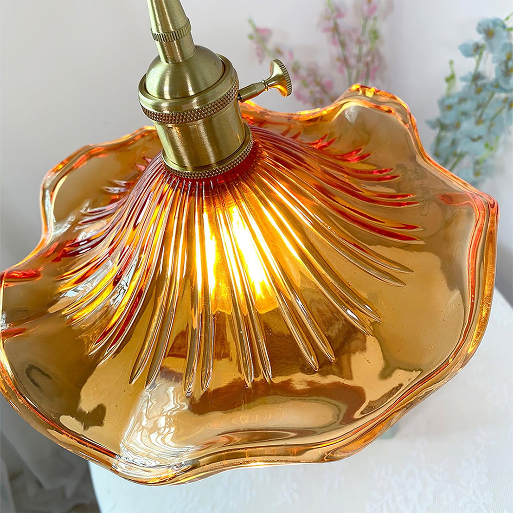 Hangende Bloem Lamp – Natuurlijke Charme En Tedere Geest 