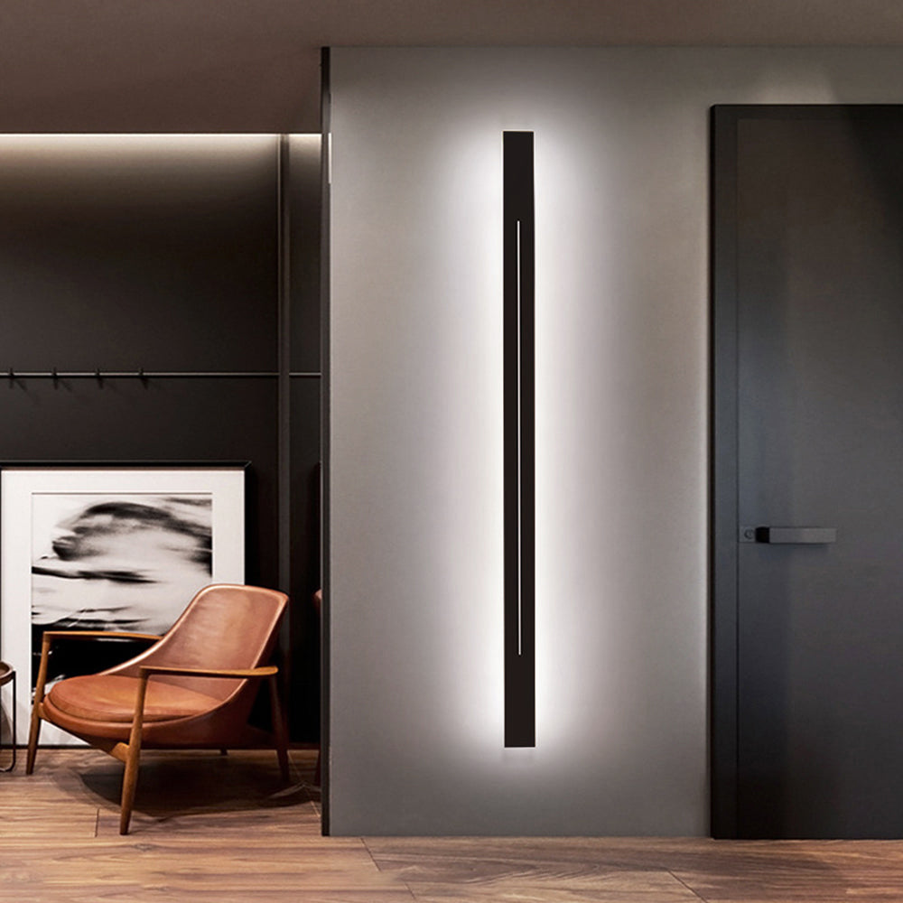 Modern LED wall lamp - Elegance and refinement