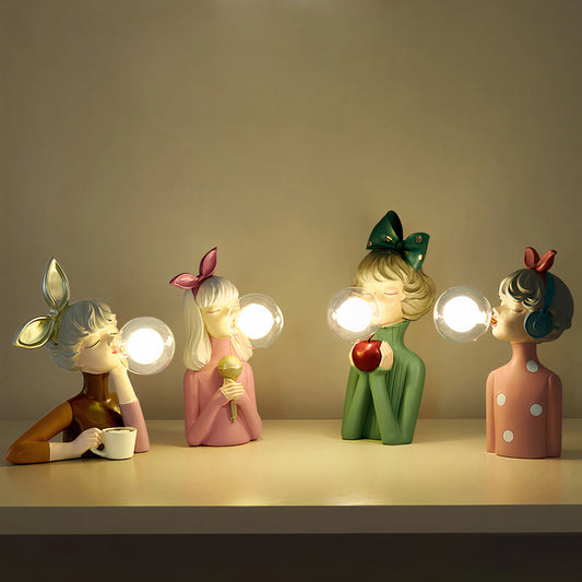 Ručně vyráběná stolní lampa – unikátní design a pečlivé zpracování 