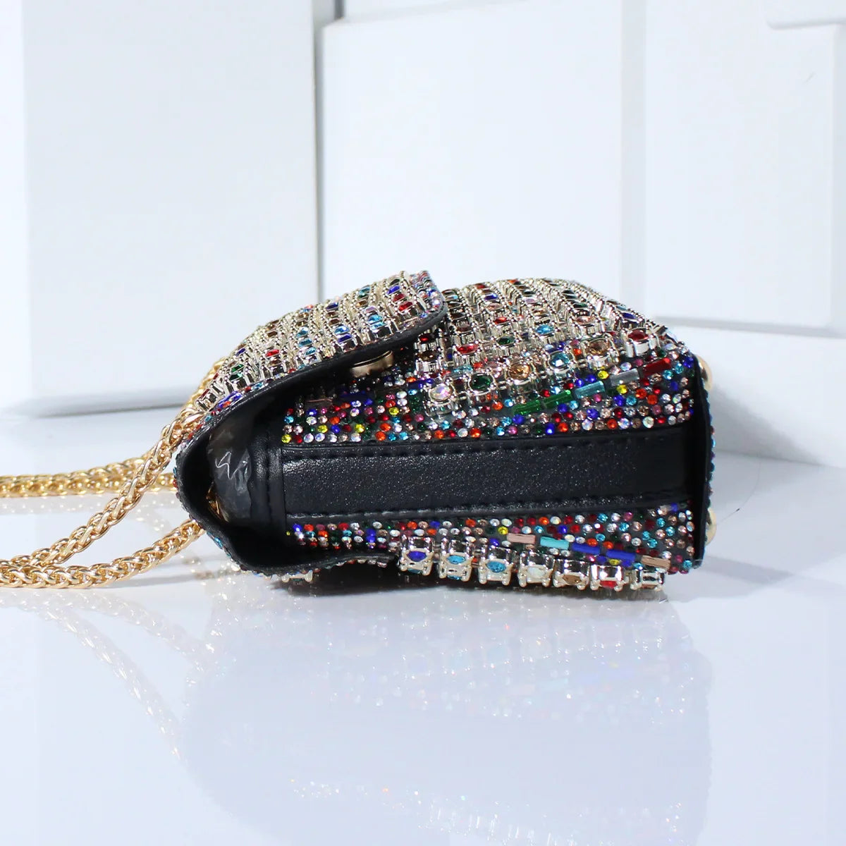 Ida | Clutch mit Strassverzierung — Glänzende Eleganz für Ihre Ausgänge 