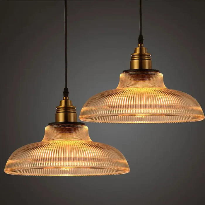 Suspensão em Vidro – Design Contemporâneo 