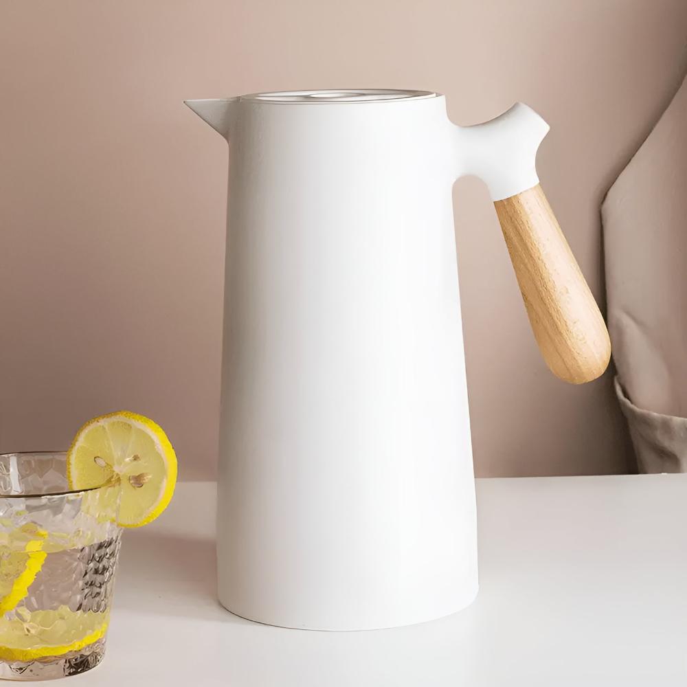Isothermal carafe with handle - Modern elegance & Thermal performance