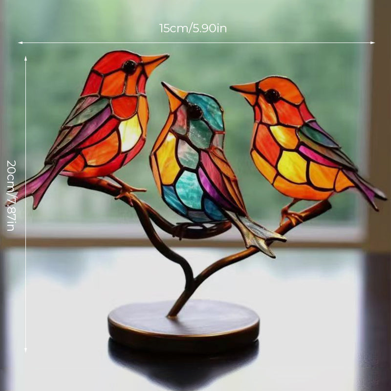 Dekoratívny ornament – vtáky posadené na konári 