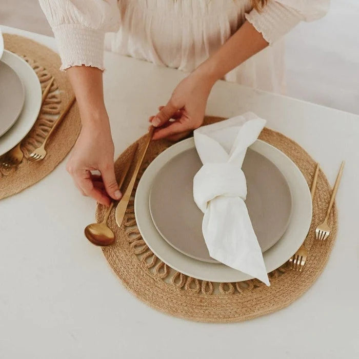 Bestickset – Ren och funktionell stil 